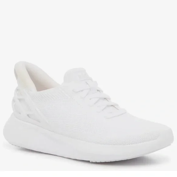 Kizik Athens Hands-Free Sneaker in White Size Women 7 / Men 5.5 - Picture 2 of 16
